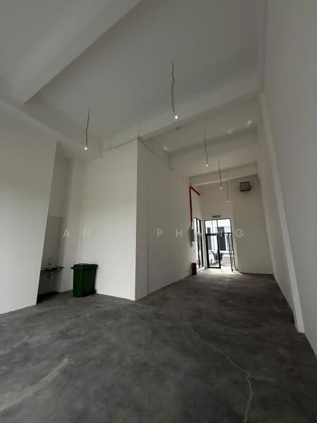 Retail Space untuk Disewa di Eco Grandeur (Puncak Alam) - Andy Phang - Interior - PropertyGuru.com.my