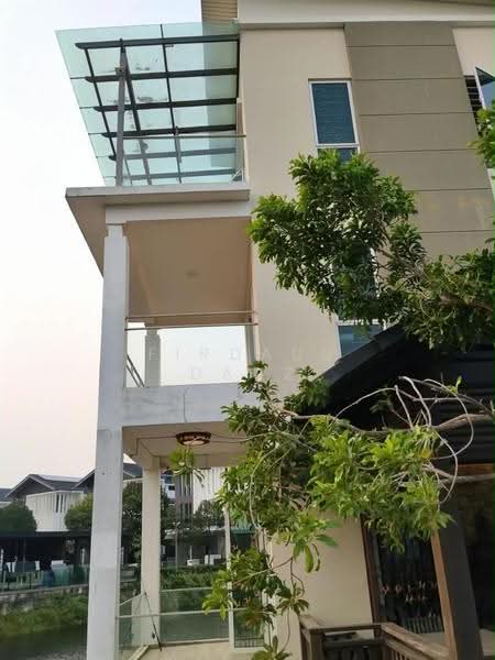 Bungalow House untuk Dijual di Senibong (Permas Jaya) - Firdaus Dauz - Exterior - PropertyGuru.com.my