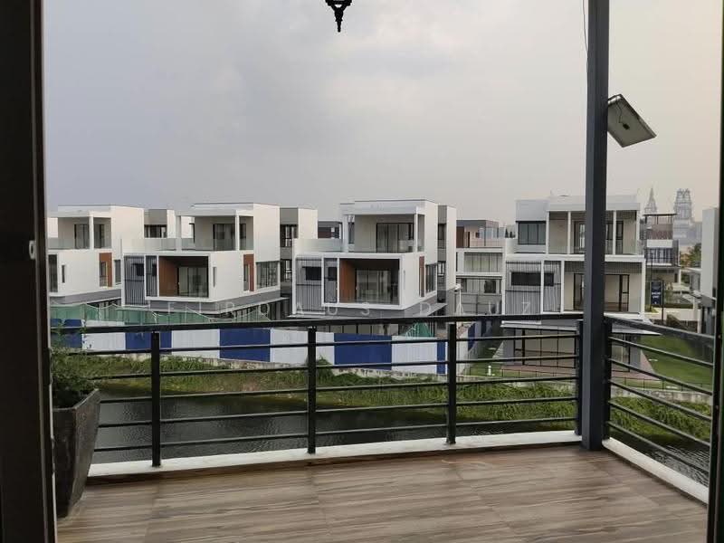 Bungalow House untuk Dijual di Senibong (Permas Jaya) - Firdaus Dauz - Exterior - PropertyGuru.com.my
