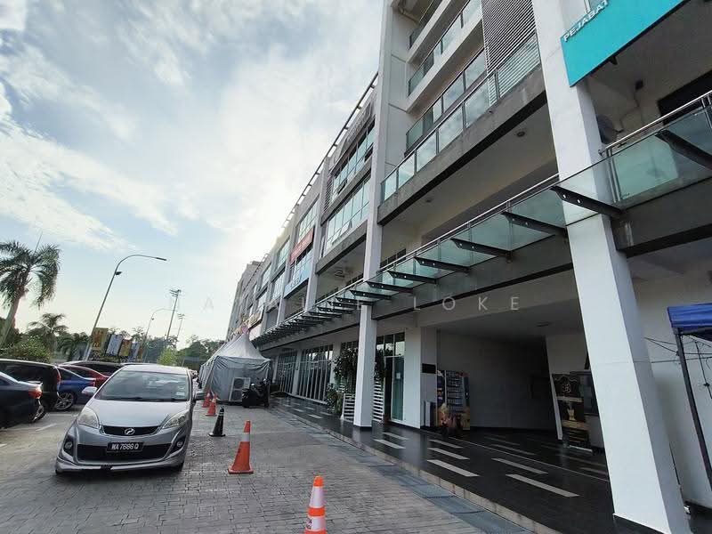 Kedai untuk Dijual di Bangi (Selangor) - Natalie Loke - Exterior - PropertyGuru.com.my