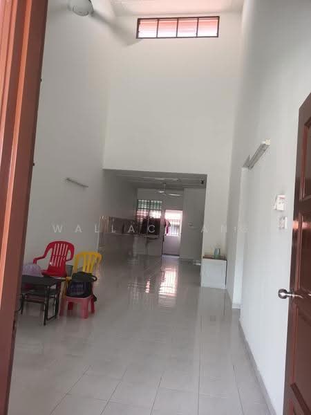 Rumah Teres 1-Tingkat untuk Dijual di Taman Impian Emas (Skudai) - Wallace Ang - Living Room - PropertyGuru.com.my