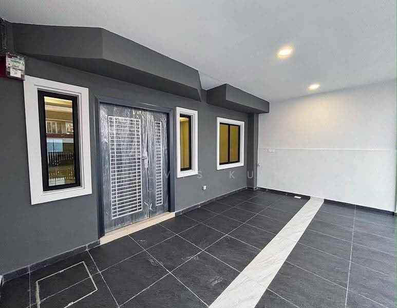 2-storey Terraced House for Sale in Taman Anggerik (Tampoi) - Elvis Ku - Exterior - PropertyGuru.com.my