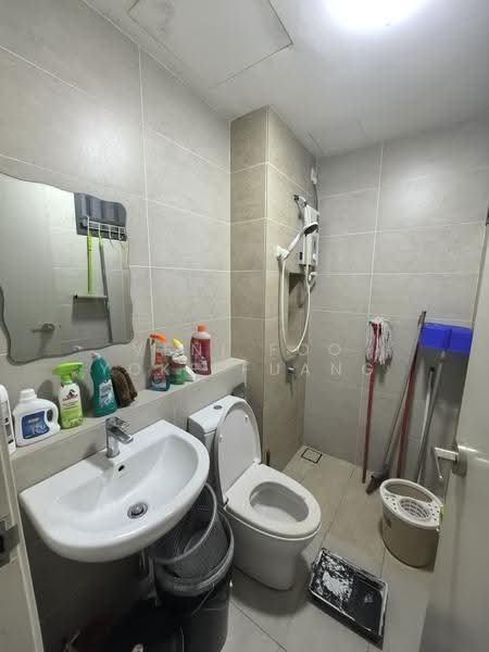 Service Residence for Rent at Setia City Residences - Veni Foo Yoke Fuang - Bathroom - PropertyGuru.com.my