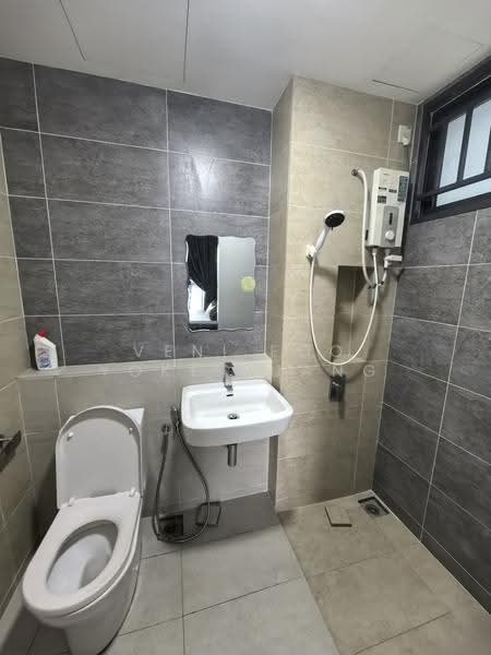 Service Residence for Rent at Setia City Residences - Veni Foo Yoke Fuang - Bathroom - PropertyGuru.com.my