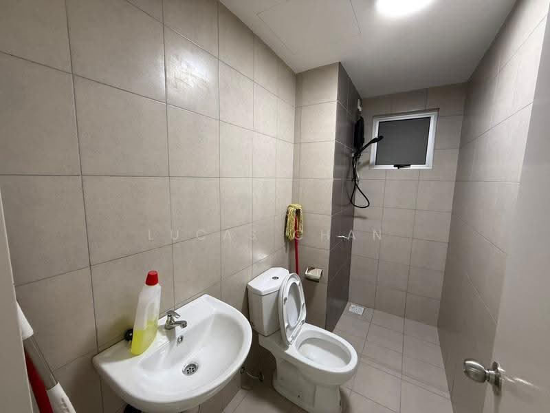 Pangsapuri untuk Disewa di Residensi Riamas - Lucas Chan - Bathroom - PropertyGuru.com.my