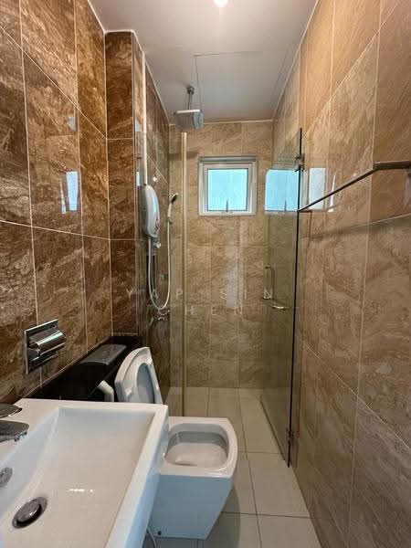 Kediaman Servis untuk Disewa di Paragon Residences @ Straits View - Yap Sin Chen - Bathroom - PropertyGuru.com.my