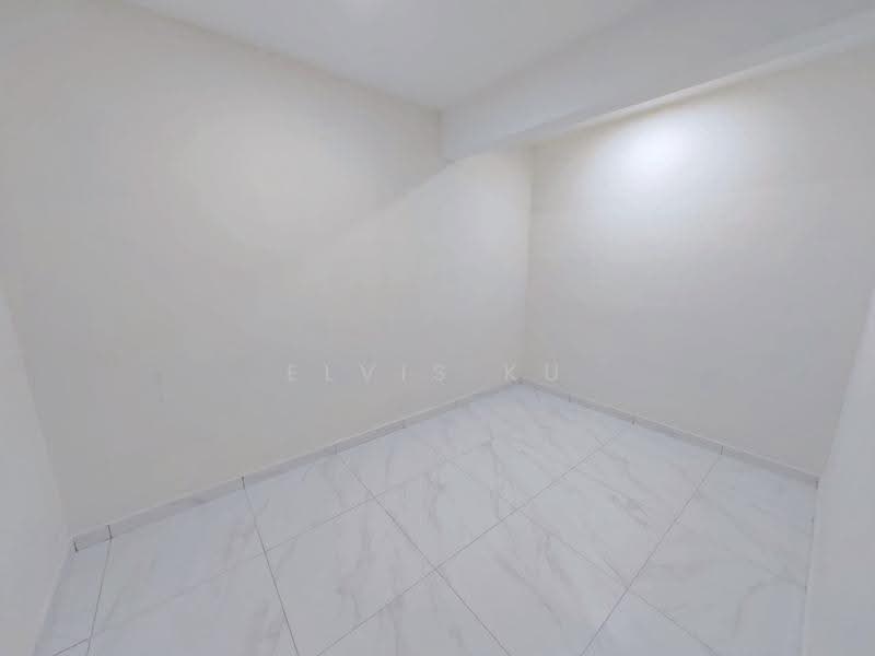 Rumah Teres 2-Tingkat untuk Dijual di Taman Puteri Wangsa (Ulu Tiram) - Elvis Ku - Interior - PropertyGuru.com.my
