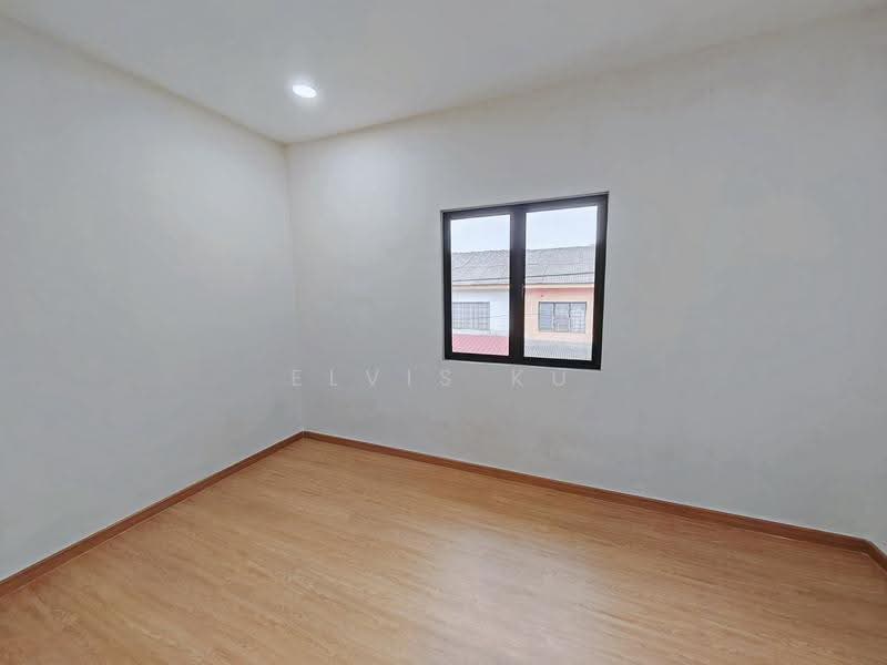 Rumah Teres 2-Tingkat untuk Dijual di Taman Puteri Wangsa (Ulu Tiram) - Elvis Ku - Interior - PropertyGuru.com.my