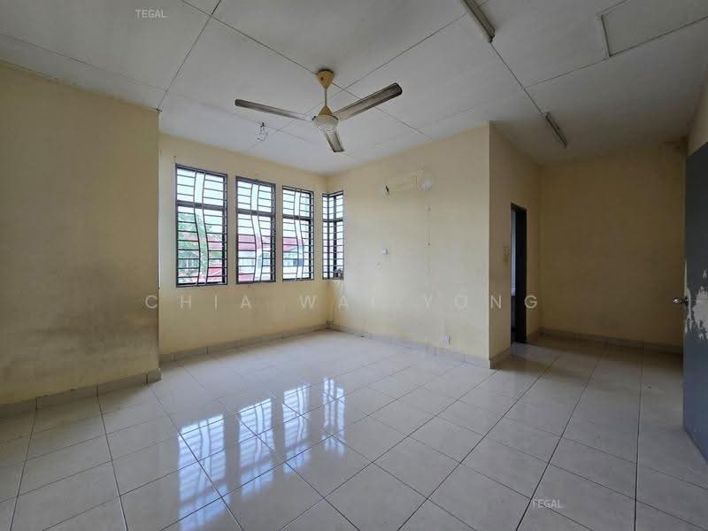 Terraced House for Sale in Bandar Puteri Klang (Klang) - Chia Wai Yong - Living Room - PropertyGuru.com.my