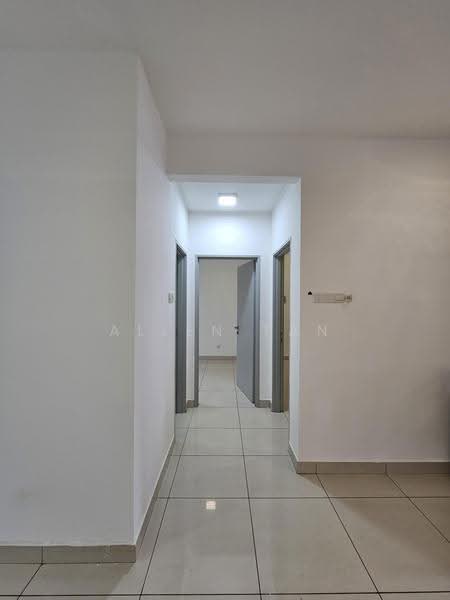 Condominium for Rent at Zenith Residences - Allen Tan - Corridor - PropertyGuru.com.my