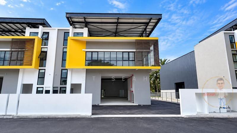 Kilang Berkembar untuk Dijual di Taman Permatang Tinggi (Bukit Mertajam) - St Seah - Exterior - PropertyGuru.com.my