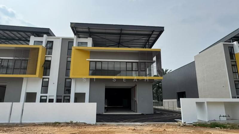 Kilang Berkembar untuk Dijual di Taman Permatang Tinggi (Bukit Mertajam) - St Seah - Exterior - PropertyGuru.com.my