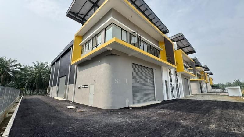 Kilang Berkembar untuk Dijual di Taman Permatang Tinggi (Bukit Mertajam) - St Seah - Exterior - PropertyGuru.com.my