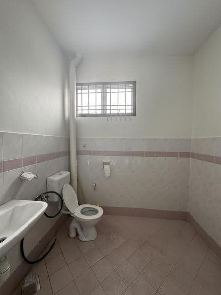 2-storey Terraced House for Sale in Taman Nusa Bestari 2 (Iskandar Puteri (Nusajaya)) - Li Wei - Bathroom - PropertyGuru.com.my