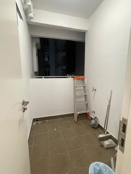 Kondominium untuk Disewa di Flora Rosa - Azizirrahim . - Balcony - PropertyGuru.com.my