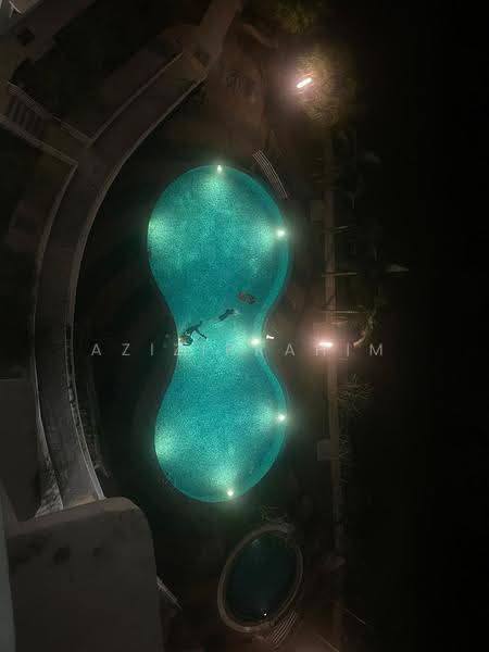 Kondominium untuk Disewa di Flora Rosa - Azizirrahim . - Pool - PropertyGuru.com.my