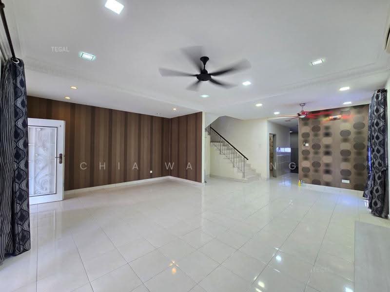 Terraced House for Sale in Bandar Puteri Klang (Klang) - Chia Wai Yong - Living Room - PropertyGuru.com.my