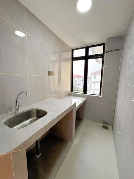 Rumah Flat untuk Dijual di Rumah Pangsa Permas Jaya - Brandon Khor - PropertyGuru.com.my