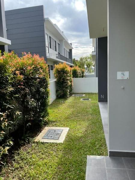 Semi-Detached House for Sale in Kota Kemuning (Shah Alam) - Meng Khuen Ho - Exterior - PropertyGuru.com.my