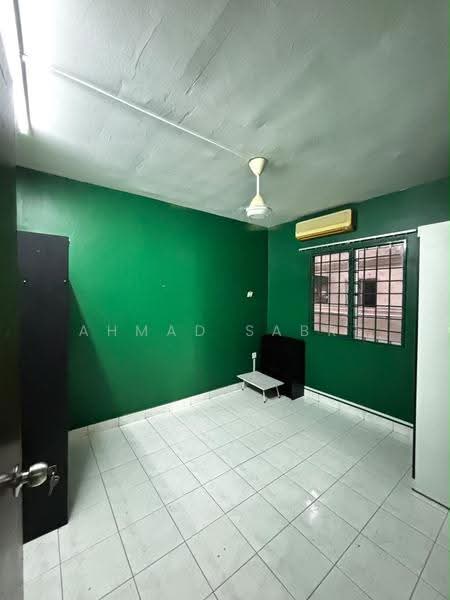 Flat for Rent at Flora Damansara Flat - Ahmad Sabri - Bedroom - PropertyGuru.com.my