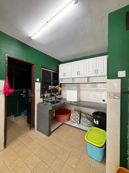 Flat for Rent at Flora Damansara Flat - Ahmad Sabri - Kitchen - PropertyGuru.com.my