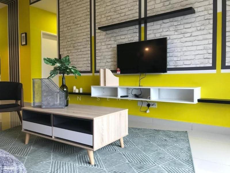Kediaman Servis untuk Dijual di Meridin Suites @ The Meridin - Kian Seng Goh - Living Room - PropertyGuru.com.my