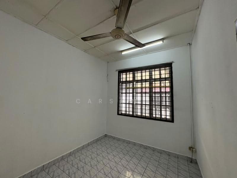 1-storey Terraced House for Sale in Taman Rinting (Masai) - Carson . - Interior - PropertyGuru.com.my