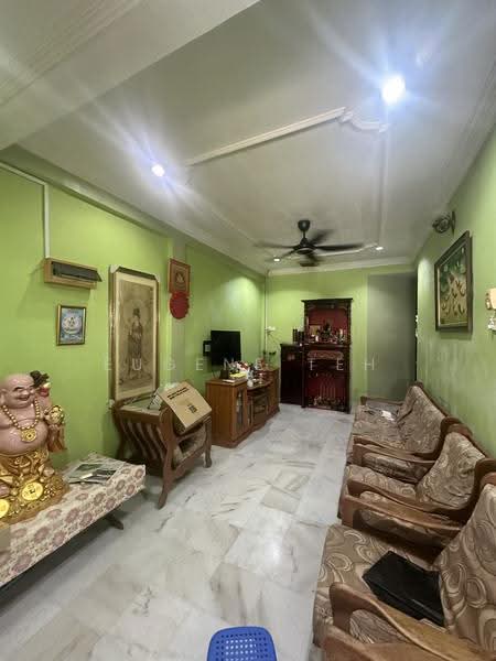 Rumah Teres untuk Dijual di Bandar Baru Kuala Selangor (Kuala Selangor) - Eugene Teh - Living Room - PropertyGuru.com.my