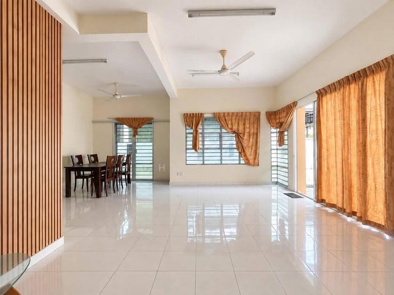 Rumah Berkembar untuk Dijual di Taman Tasik Semenyih (Semenyih) - Mahafiz . - PropertyGuru.com.my