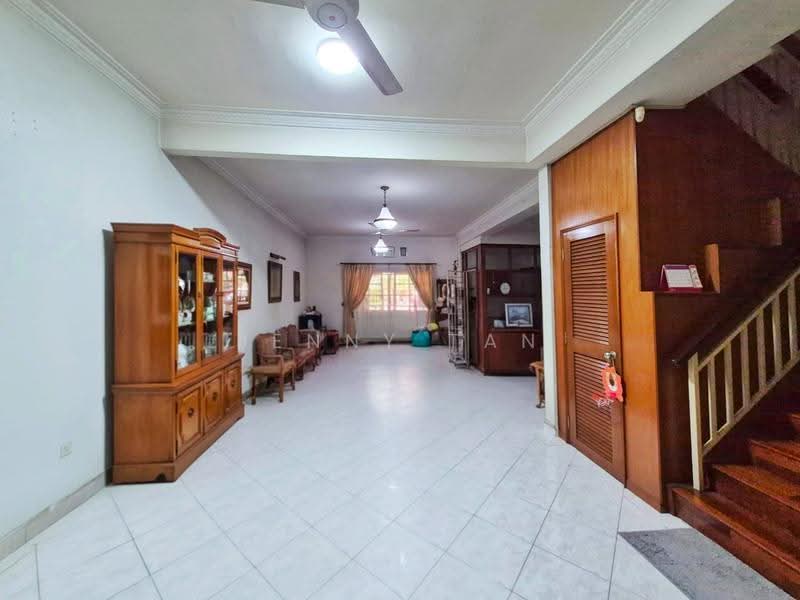 2-storey Terraced House for Rent in Bandar Menjalara (Kuala Lumpur) - Jenny Tan - Living Room - PropertyGuru.com.my