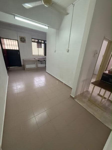 1.5-storey Terraced House for Rent in Taman Molek (Johor Bahru) - YY Tey - PropertyGuru.com.my