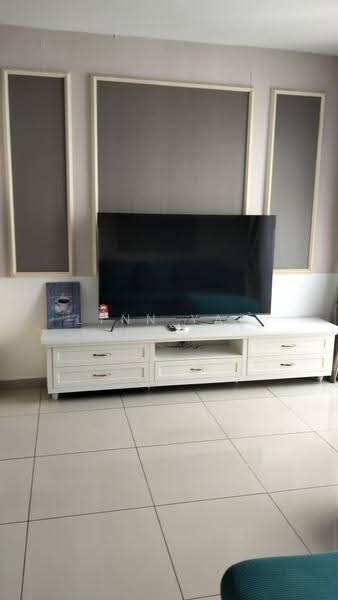 Kediaman Servis untuk Disewa di Parisien Tower - Lynn Yap - Living Room - PropertyGuru.com.my