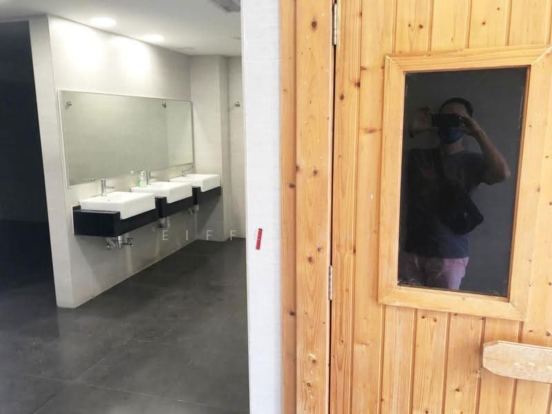 Kondominium untuk Disewa di Queensville - Eiffel Lai - Bathroom - PropertyGuru.com.my