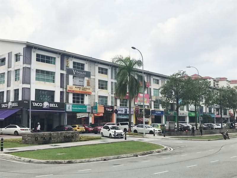 Kondominium untuk Disewa di Queensville - Eiffel Lai - Exterior - PropertyGuru.com.my