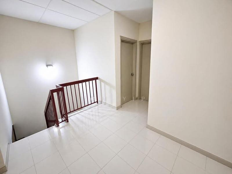 Rumah Teres 2-Tingkat untuk Dijual di Bandar Tasik Puteri (Rawang) - Tom Yip - Corridor - PropertyGuru.com.my