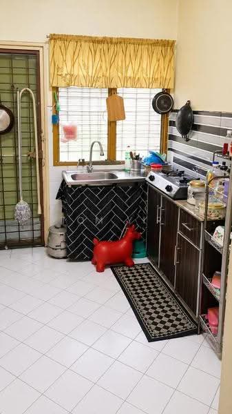 Rumah Teres 2-Tingkat untuk Dijual di Bandar Tasik Puteri (Rawang) - Tom Yip - Kitchen - PropertyGuru.com.my