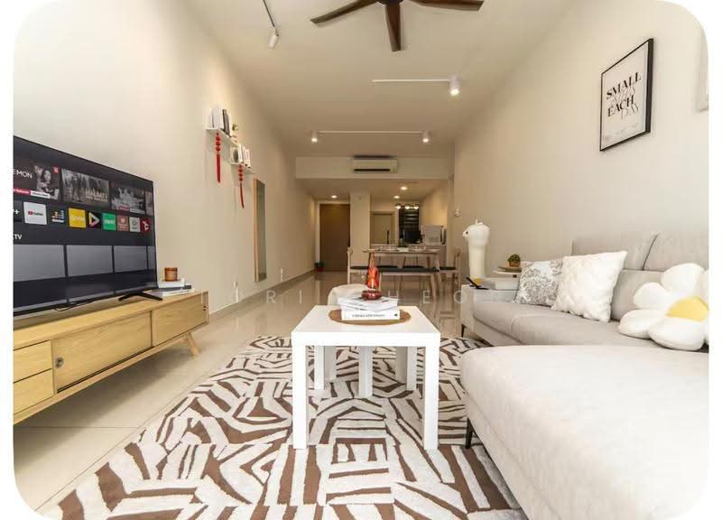 Kediaman Servis untuk Disewa di Southkey Mosaic - Tori Cheon - Living Room - PropertyGuru.com.my