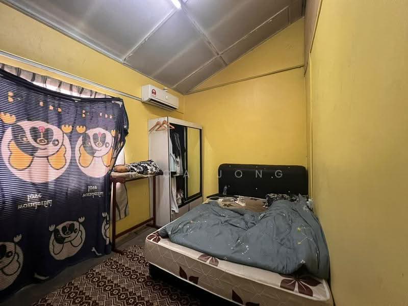 2-storey Terraced House for Sale in Taman Megah Ria (Masai) - Erica Jong - Bedroom - PropertyGuru.com.my