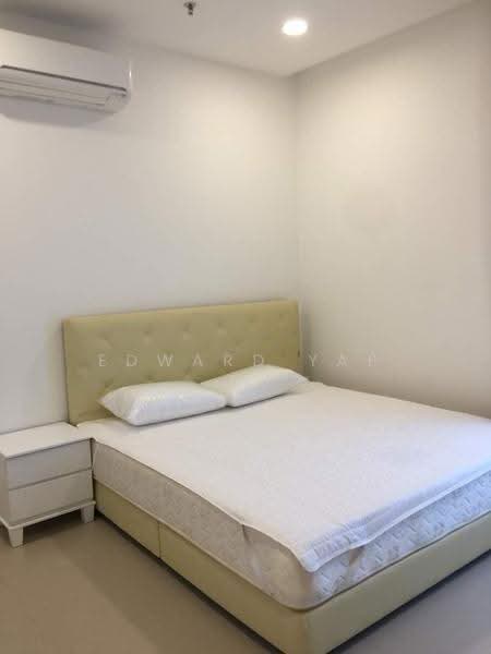 Kediaman Servis untuk Disewa di Arcoris Residences - Edward Yap - Bedroom - PropertyGuru.com.my