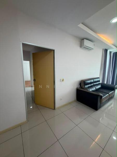 Kondominium untuk Disewa di The Seed Taman Sutera Utama - Winnie Lau - Living Room - PropertyGuru.com.my