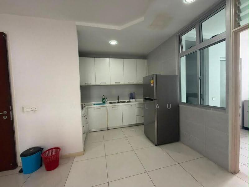 Kondominium untuk Disewa di The Seed Taman Sutera Utama - Winnie Lau - Kitchen - PropertyGuru.com.my