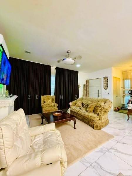 Rumah Teres 2-Tingkat untuk Disewa di Putrajaya (Putrajaya) - Zehan Zaki - Living Room - PropertyGuru.com.my