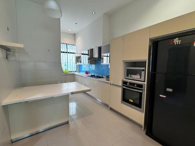 2.5-storey Terraced House for Sale in Sungai Ara (Penang) - Sunny Tse - Kitchen - PropertyGuru.com.my