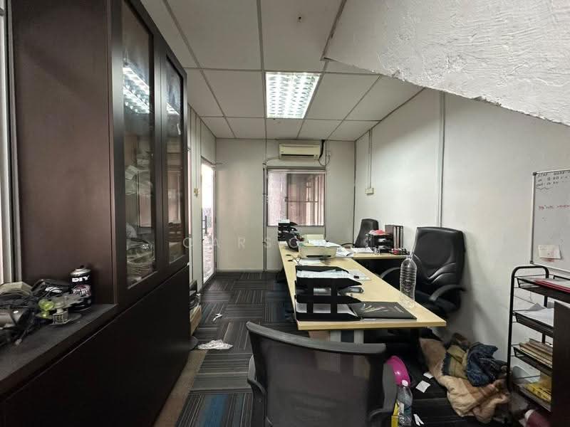 Terrace Factory for Rent in Taman Perindustrian Kota Puteri 1 (Masai) - Carson . - Interior - PropertyGuru.com.my