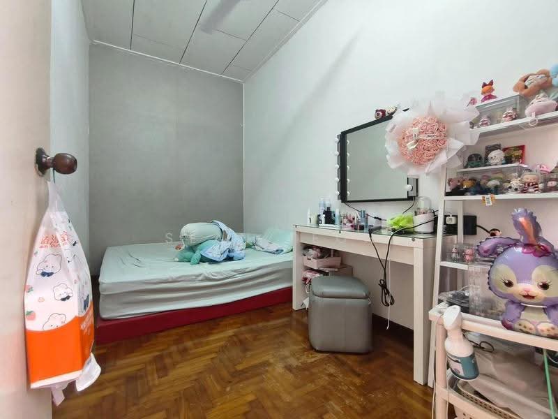 Rumah Teres 2-Tingkat untuk Dijual di Taman Daya (Johor Bahru) - Sean Yeoh - Bedroom - PropertyGuru.com.my