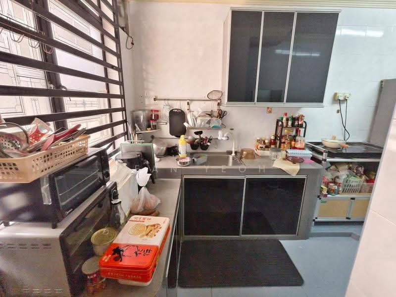 Rumah Teres 2-Tingkat untuk Dijual di Taman Daya (Johor Bahru) - Sean Yeoh - Kitchen - PropertyGuru.com.my