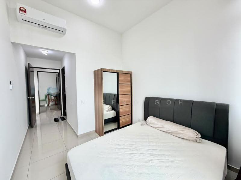Service Residence for Sale at Wave @ Marina Cove - Kian Seng Goh - Bedroom - PropertyGuru.com.my