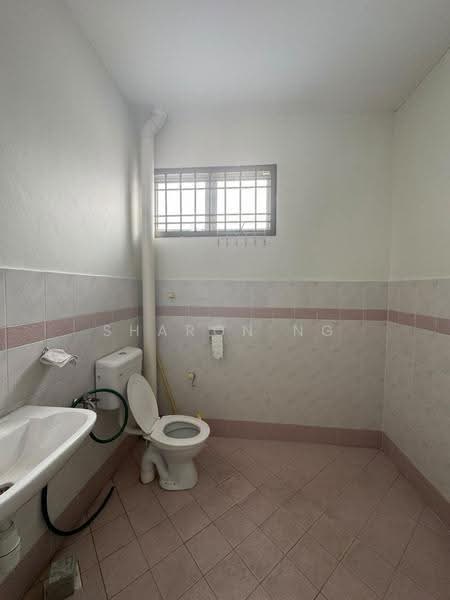 2-storey Terraced House for Sale in Taman Nusa Bestari (Iskandar Puteri (Nusajaya)) - Sharon Ng - Bathroom - PropertyGuru.com.my