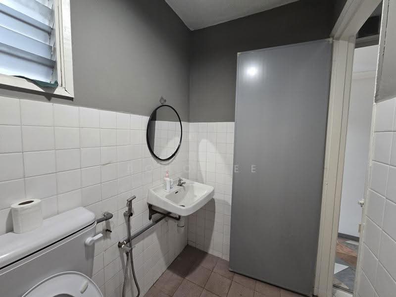 Retail Office for Rent in Bandar Baru Sri Petaling (Sri Petaling) - Bobo Lee - Bathroom - PropertyGuru.com.my