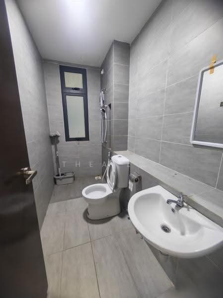 Kediaman Servis untuk Disewa di 8Scape Residence @ Sutera - Thea Lai - Bathroom - PropertyGuru.com.my